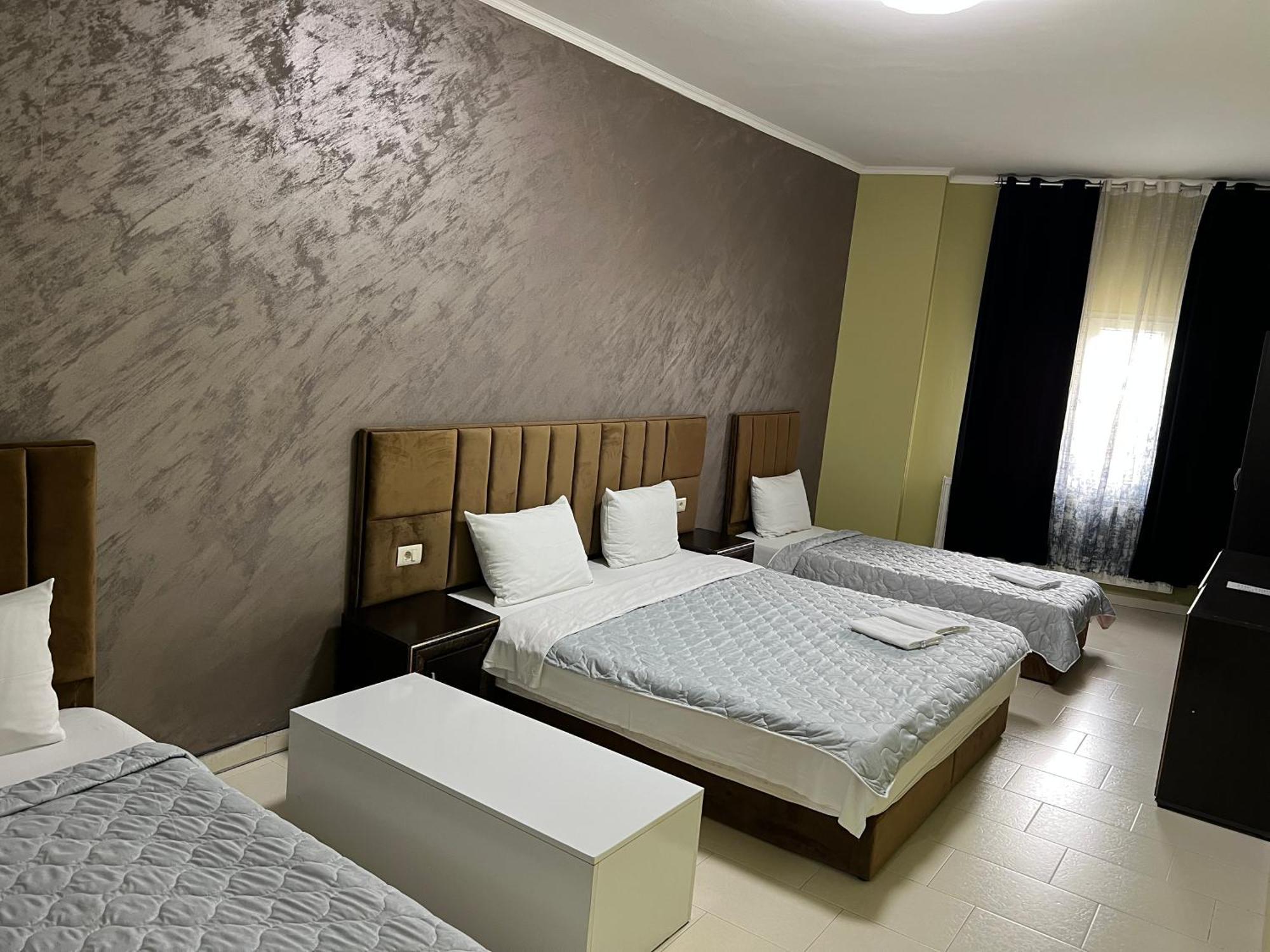 Hotel Yal Restaurant Tetovo Exterior foto